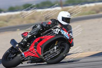 media/Oct-13-2025-Moto Forza (Mon) [[a66d839500]]/2-A Group/Session 3 (Turn 16)/